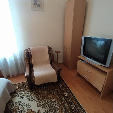 Lviv Rest Zelena Apartment ภายนอก รูปภาพ
